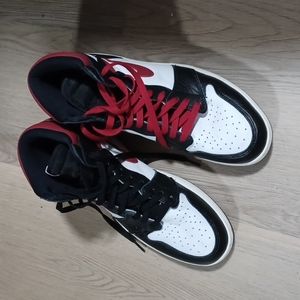 Nike AirJordans Black White and Red Basketball High Tops